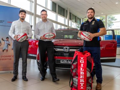 Bristol Honda Donate World Record Breaking Rugby Balls to Dings Crusaders